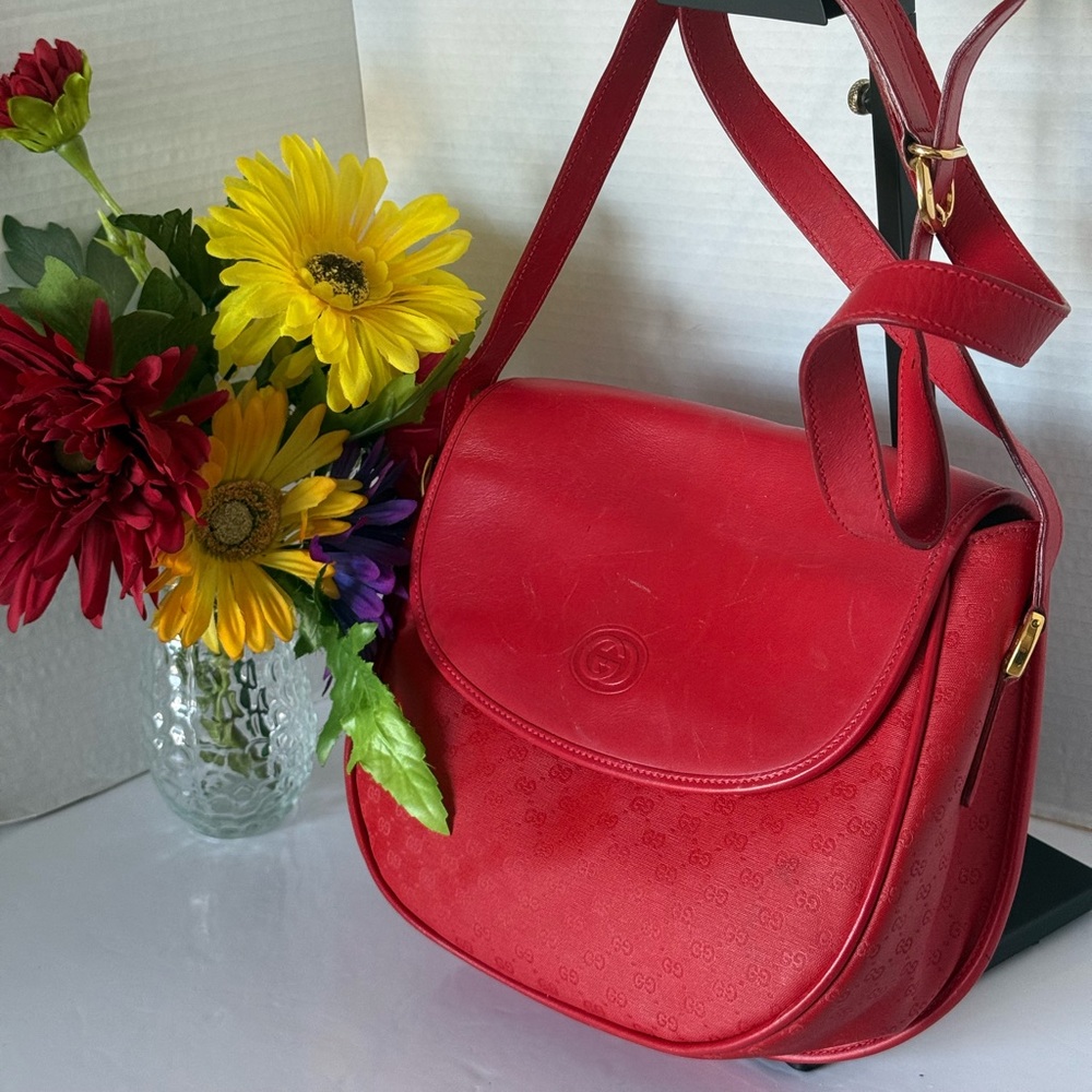 ✋🛑Price Drop ✋🛑Authentic Shoulder/Crossbody Leather Bag Gucci.